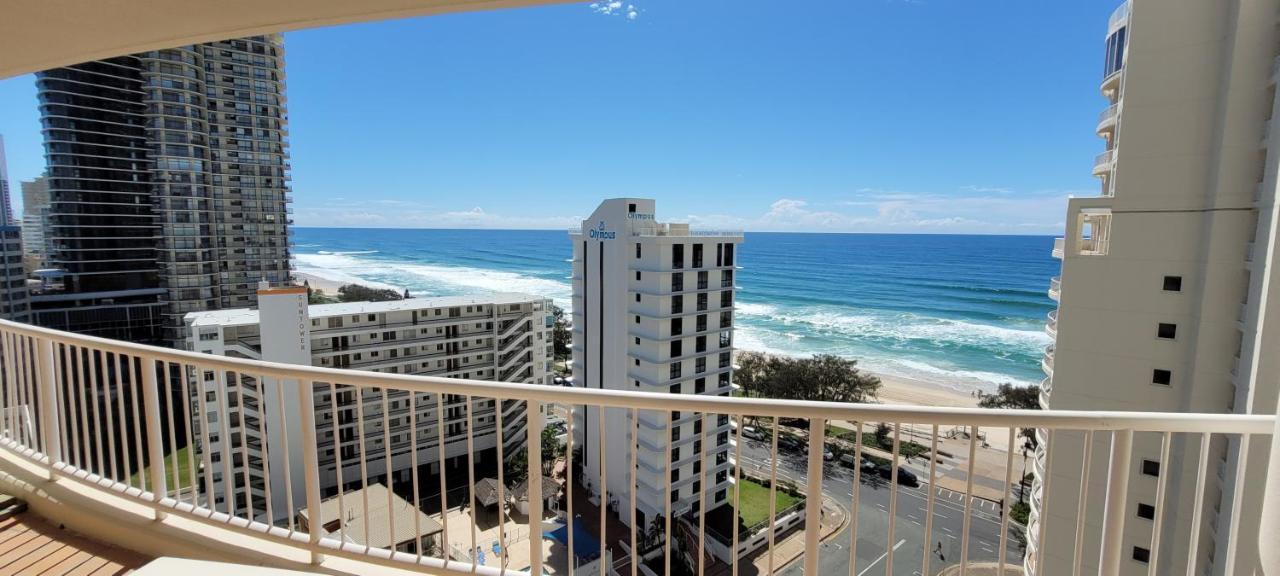 Apr Private Suites Moroccan By The Beach Gold Coast Bagian luar foto