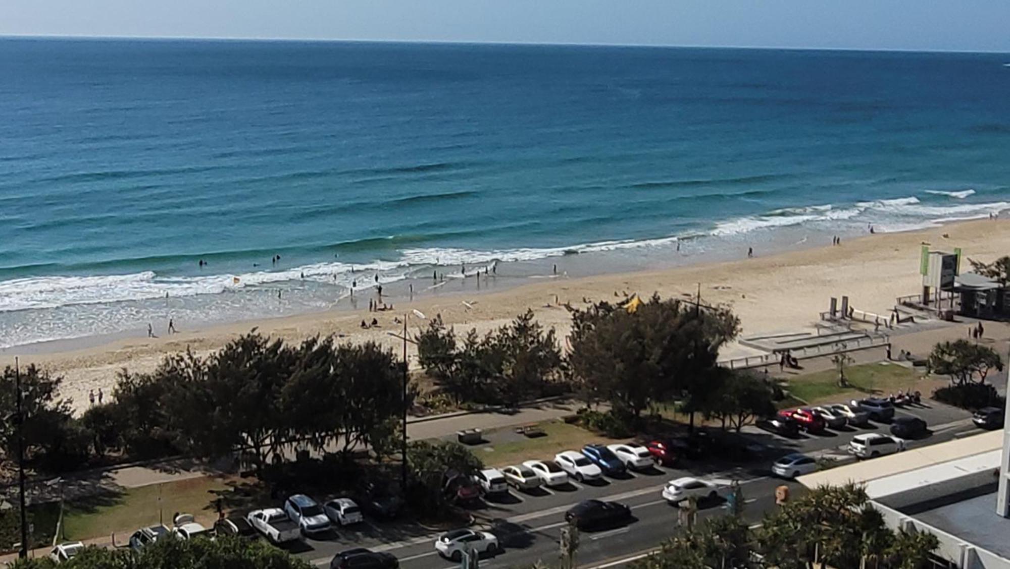 Apr Private Suites Moroccan By The Beach Gold Coast Bagian luar foto