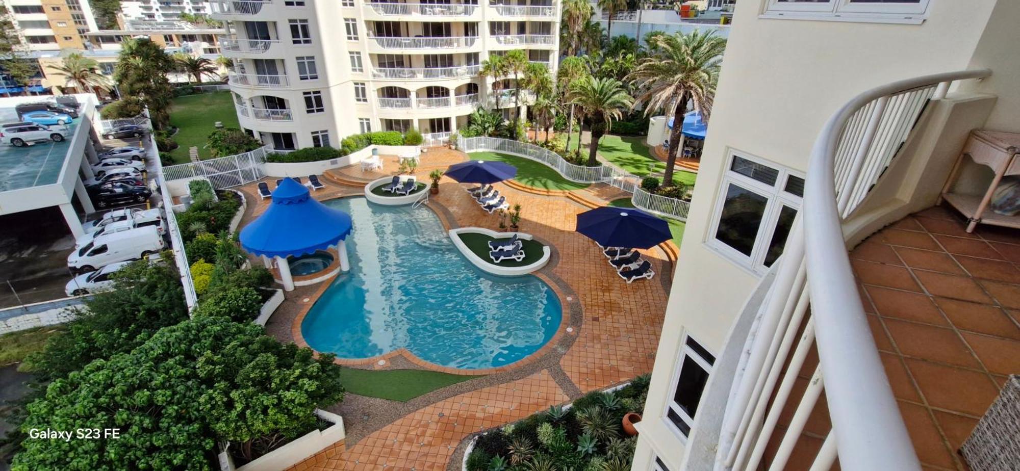 Apr Private Suites Moroccan By The Beach Gold Coast Bagian luar foto